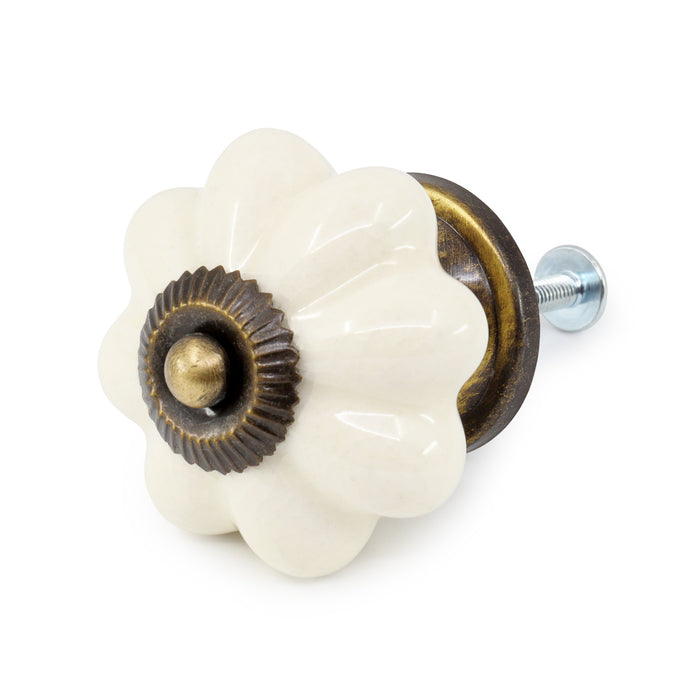 Ceramic Scallop Knob, Cream