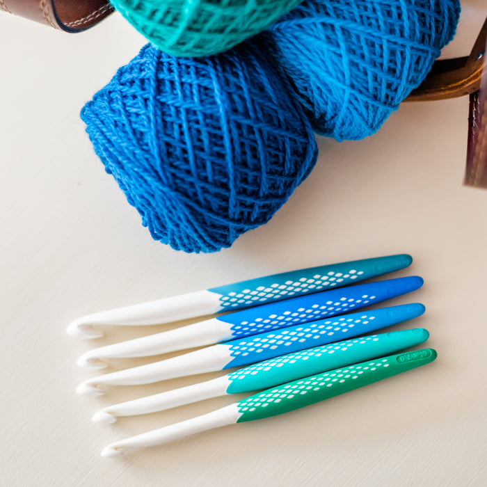 Crochet Hook Value Pack, Large (7mm, L, M, N, O) — Prym Consumer USA Inc.